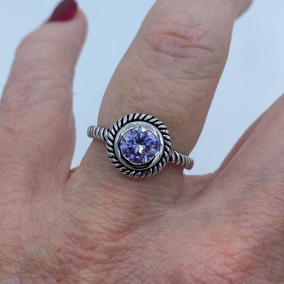Light Amethyst CZ Sterling Silver Solitaire Ring Size 7,8,9 - Picture 6 of 7
